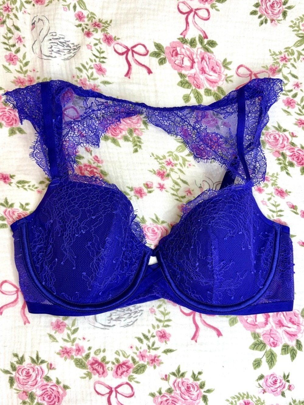 💋VICTORIAS SECRET NWOT Very Sexy Lined Demi Bra Black Coquette Floral Lace 34C